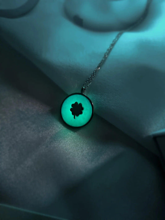 Night Glowing Clover Necklace 925 Sterling Silver - Phosira Jewelry